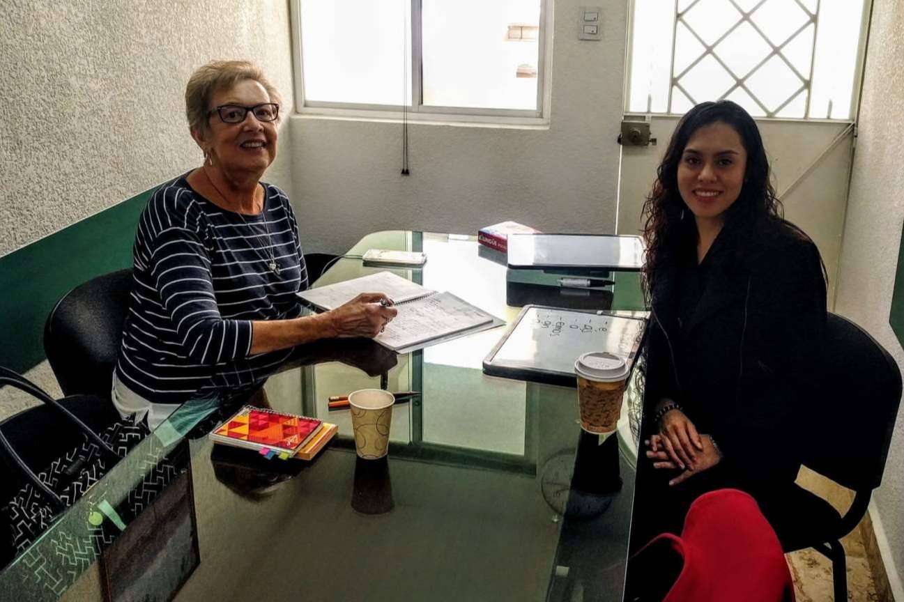 Educación en español con inmersión total y contexto real en el Instituto Español de Puebla